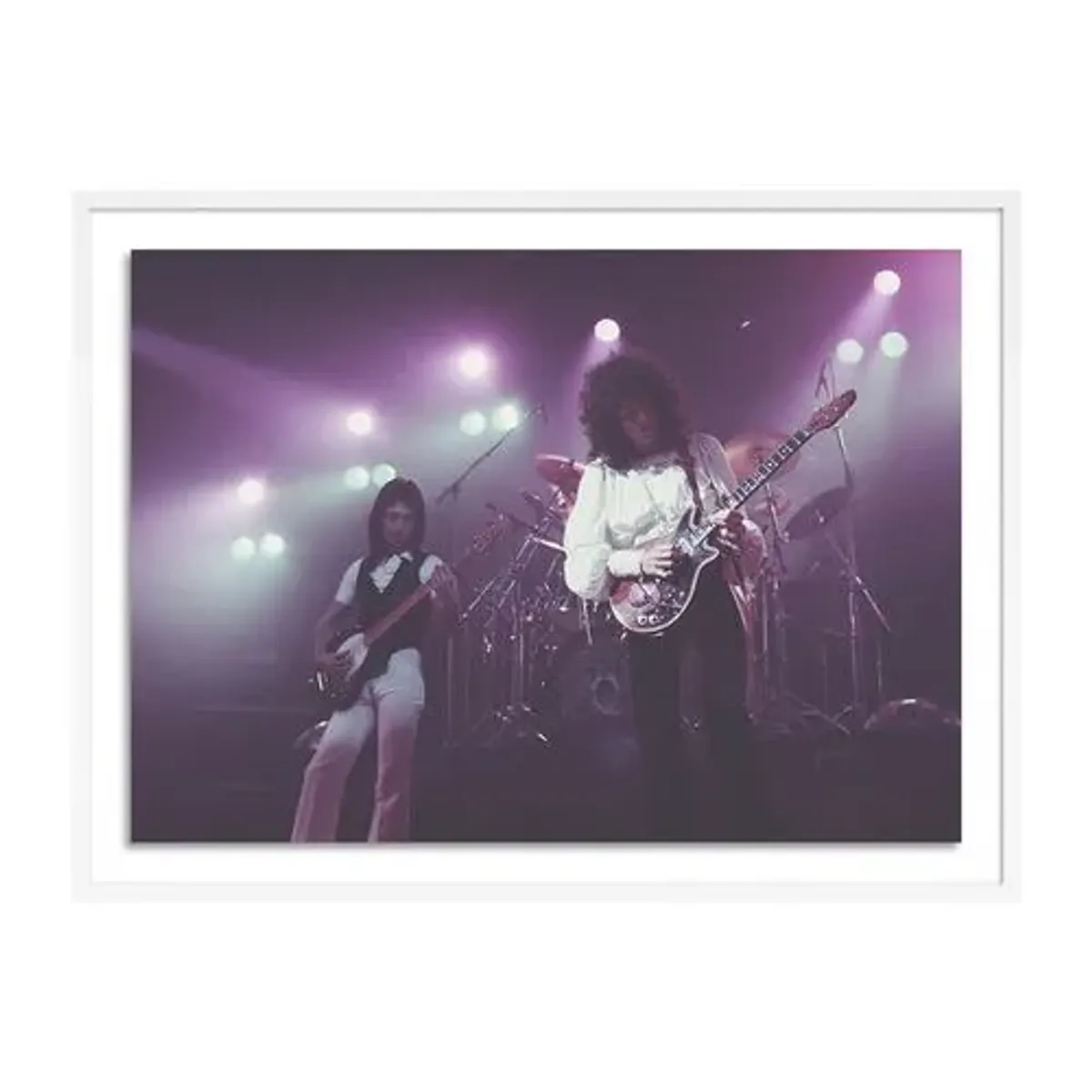 Getty Images - Queen In Concert - White