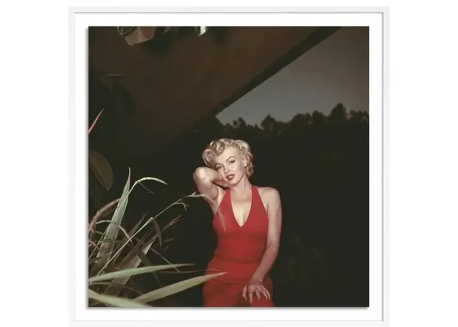 Getty Images - Marilyn Monroe 1954 - White