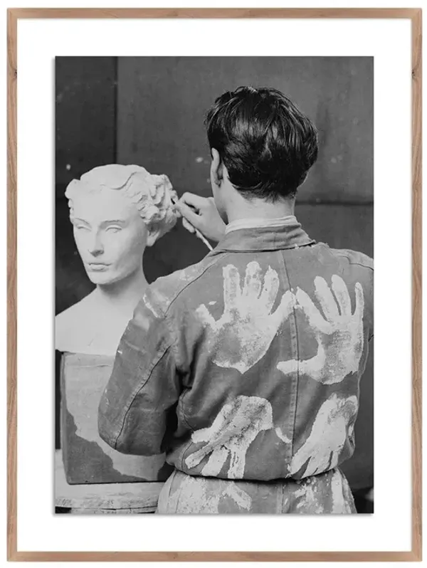 Getty Images, Sculptor At Work