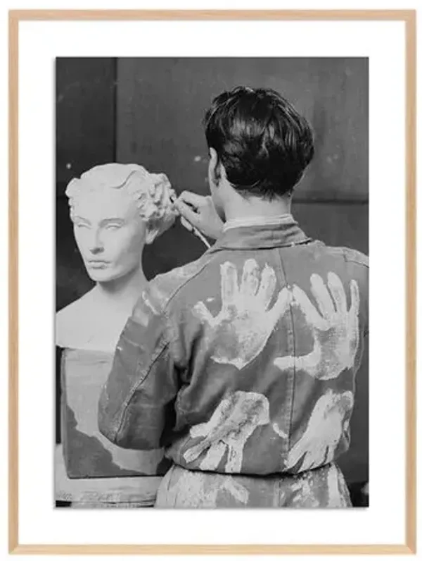 Getty Images - Sculptor At Work - Multi