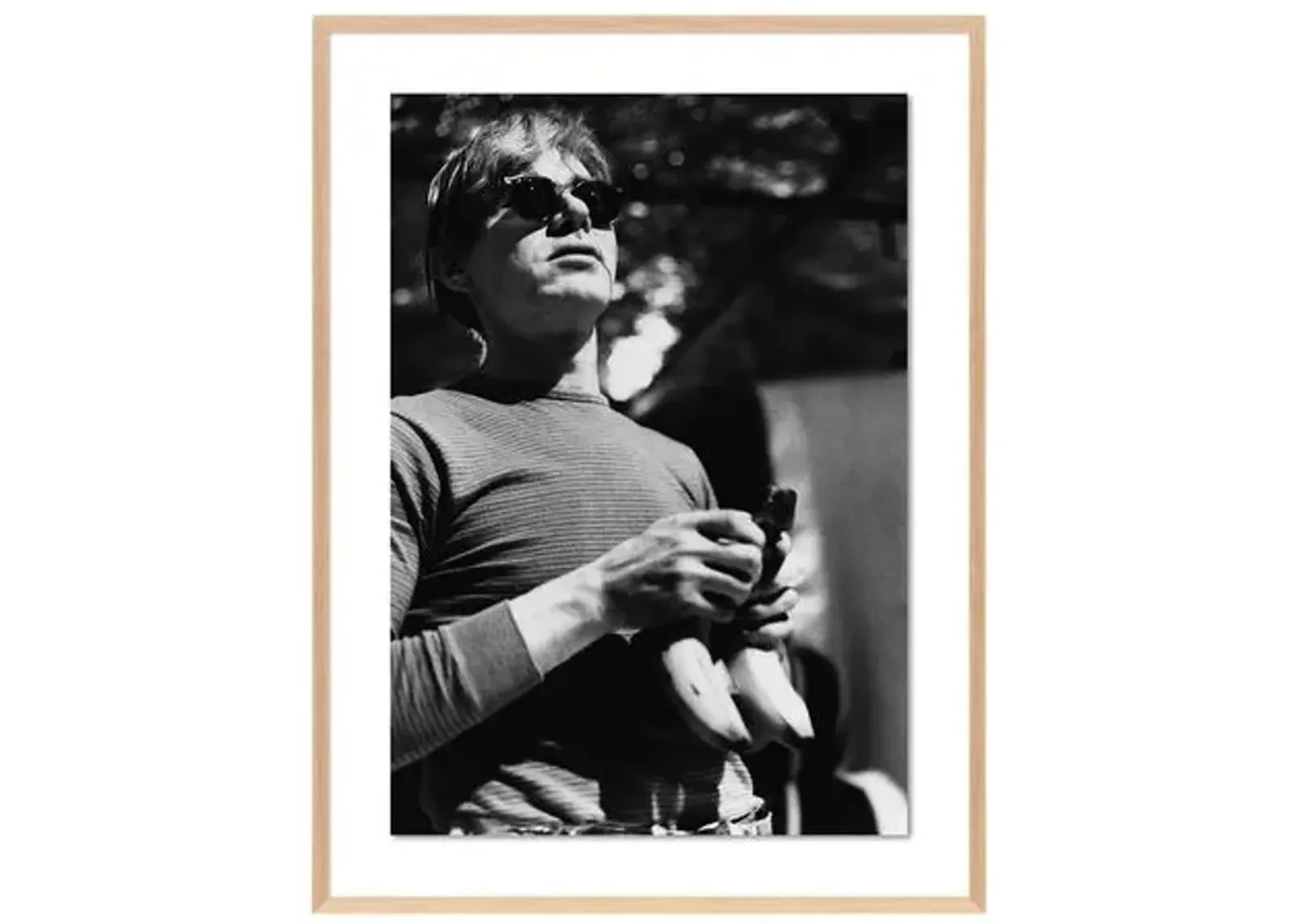 Getty Images - Warhol With Bananas - Clear