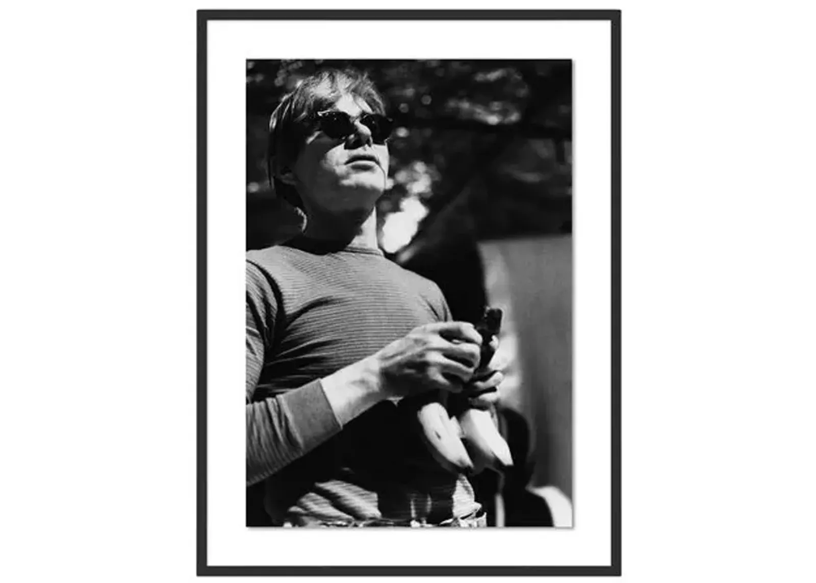 Getty Images - Warhol With Bananas - Black