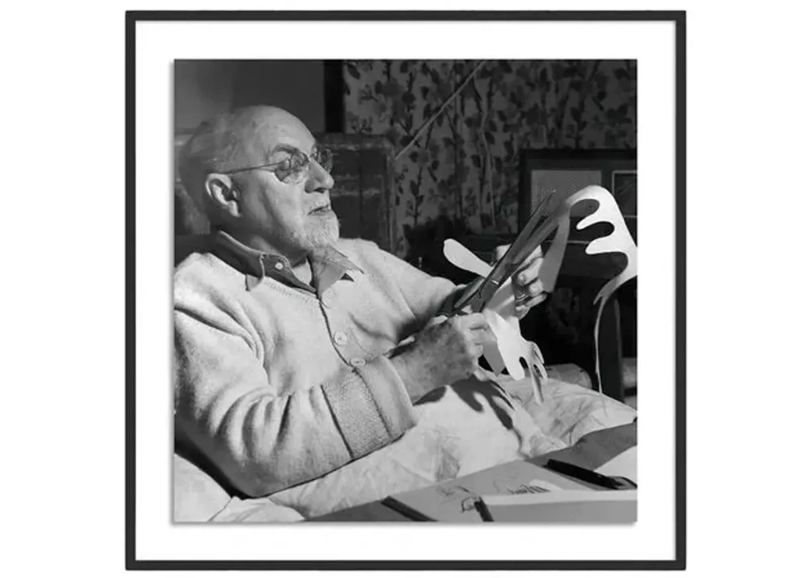 Henri Matisse - Working On Paper Cut-Out - Getty Images - Black