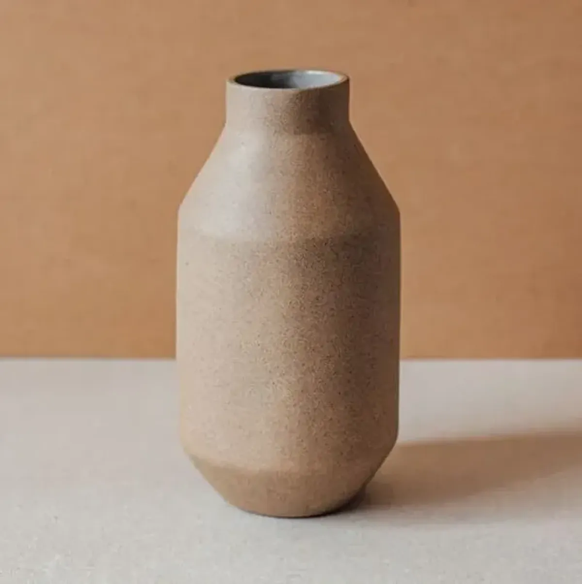 Al Centro - Tibor Vase - Powered by People - Handcrafted - Brown