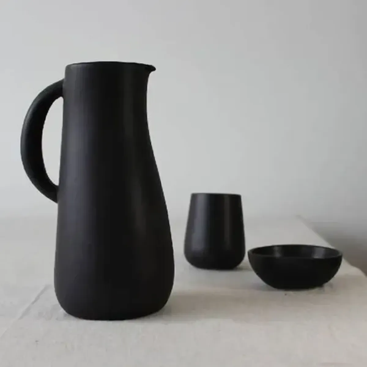 Gharyan Stoneware - Pitcher Kuduo 64 oz - Powered by People - Black