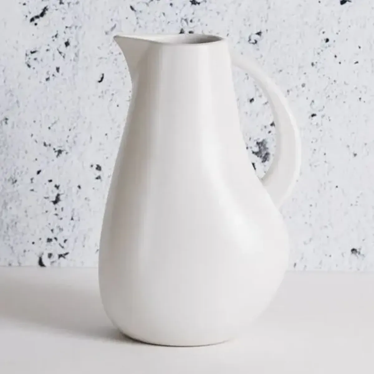 Gharyan Stoneware - Pitcher Kuduo 64 oz - Powered by People - White