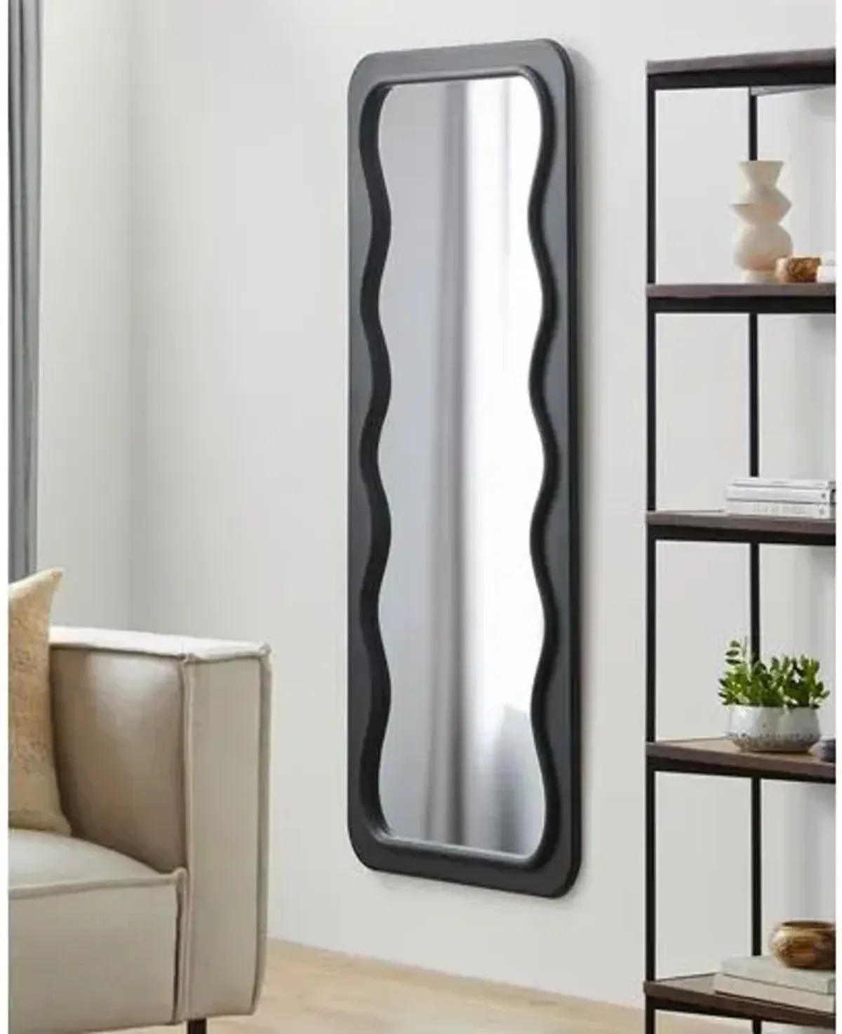 Felix Wavy Floor Mirror - Black