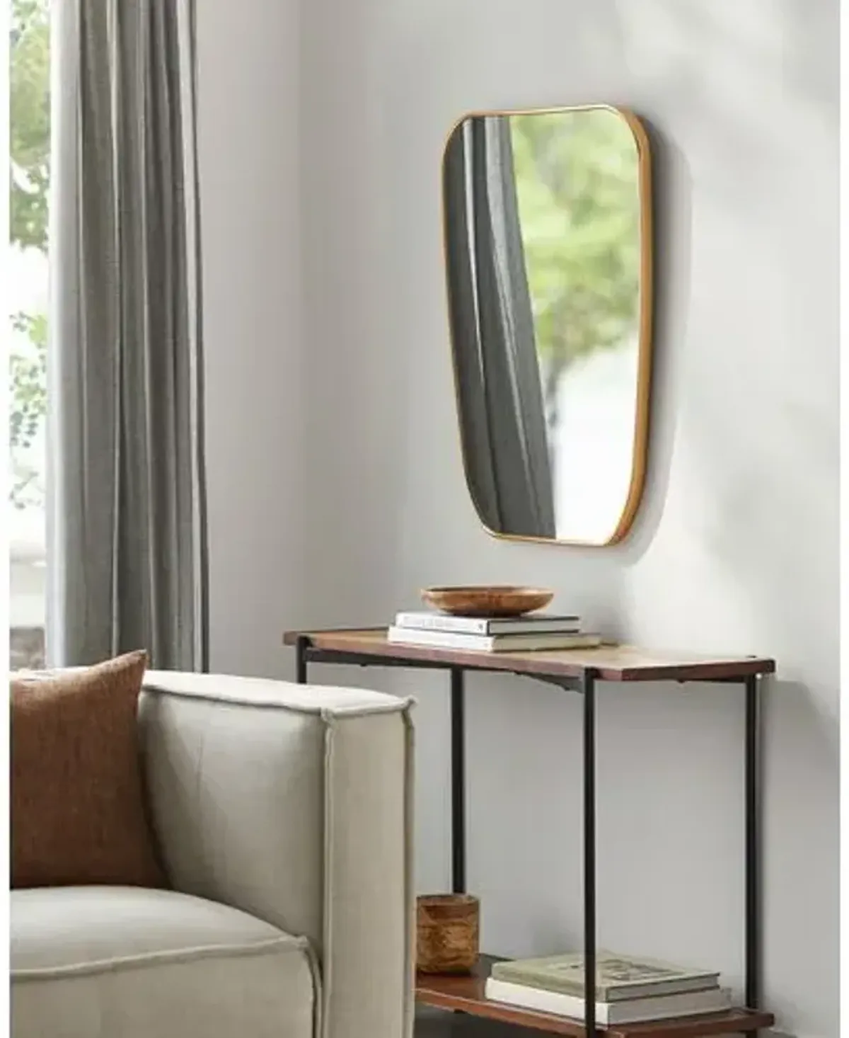 Finch Wall Mirror - Gold