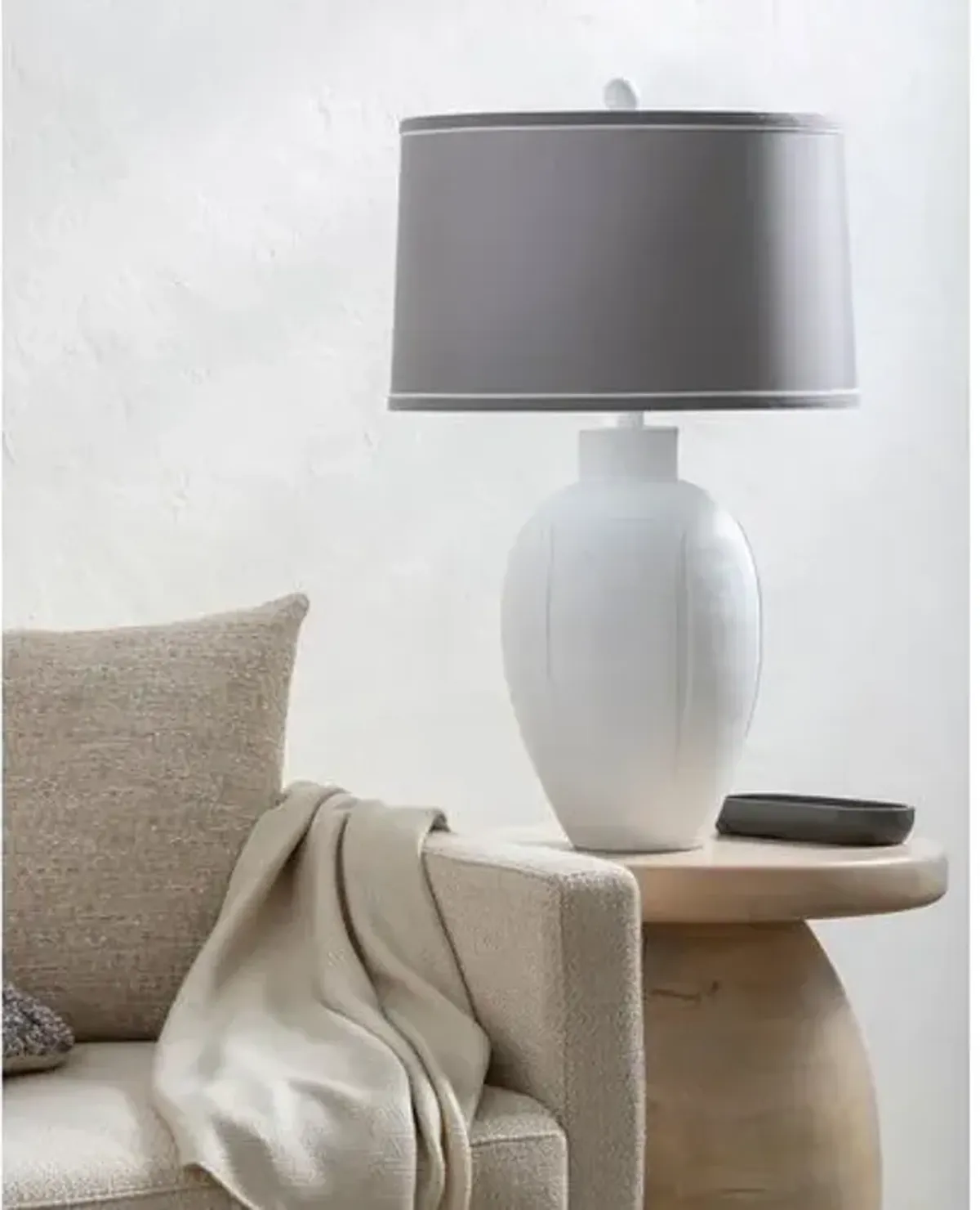 Jules Resin Table Lamp - White/Grey