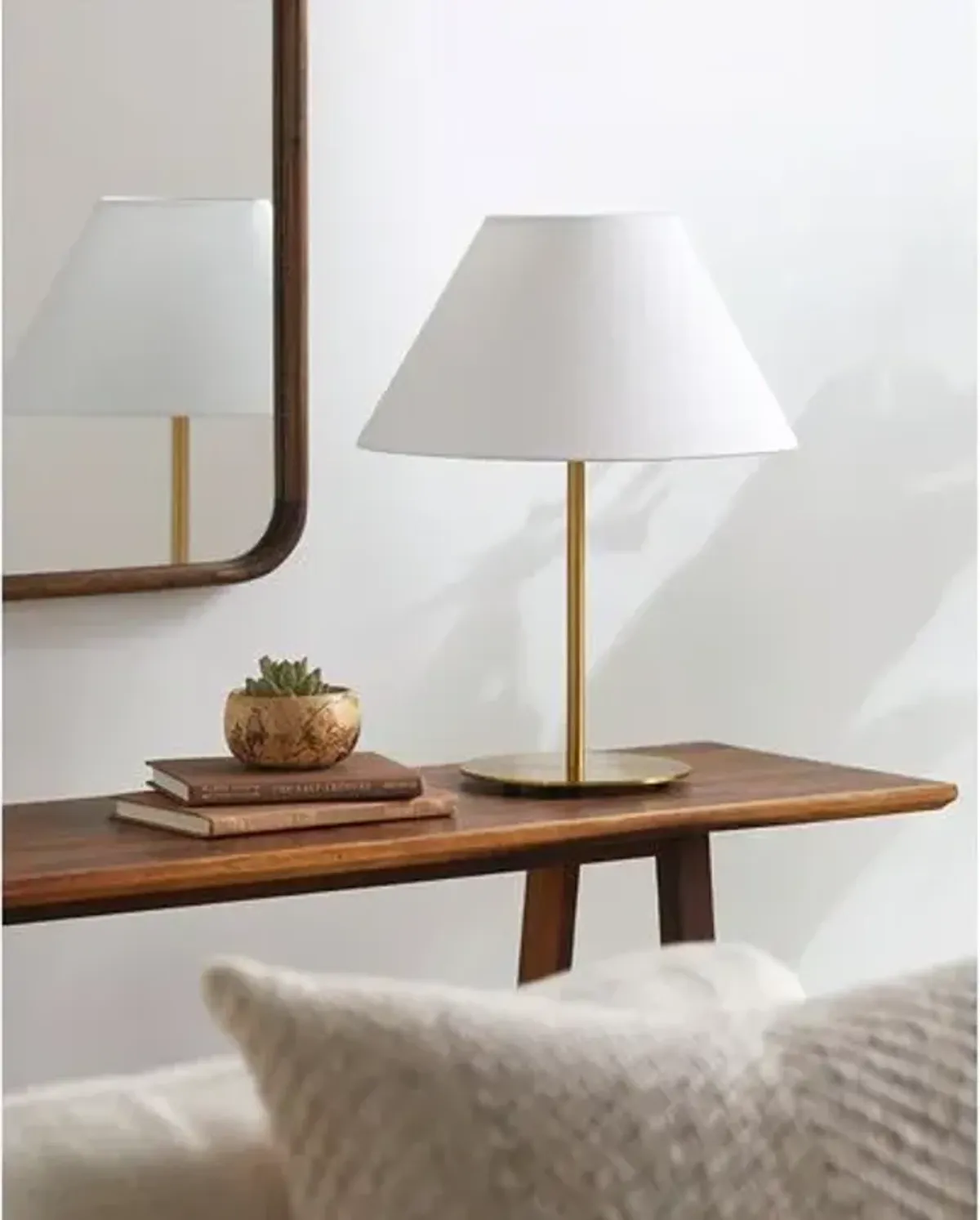 Peppa Accent Table Lamp - Gold - 20Hx14Wx14D in