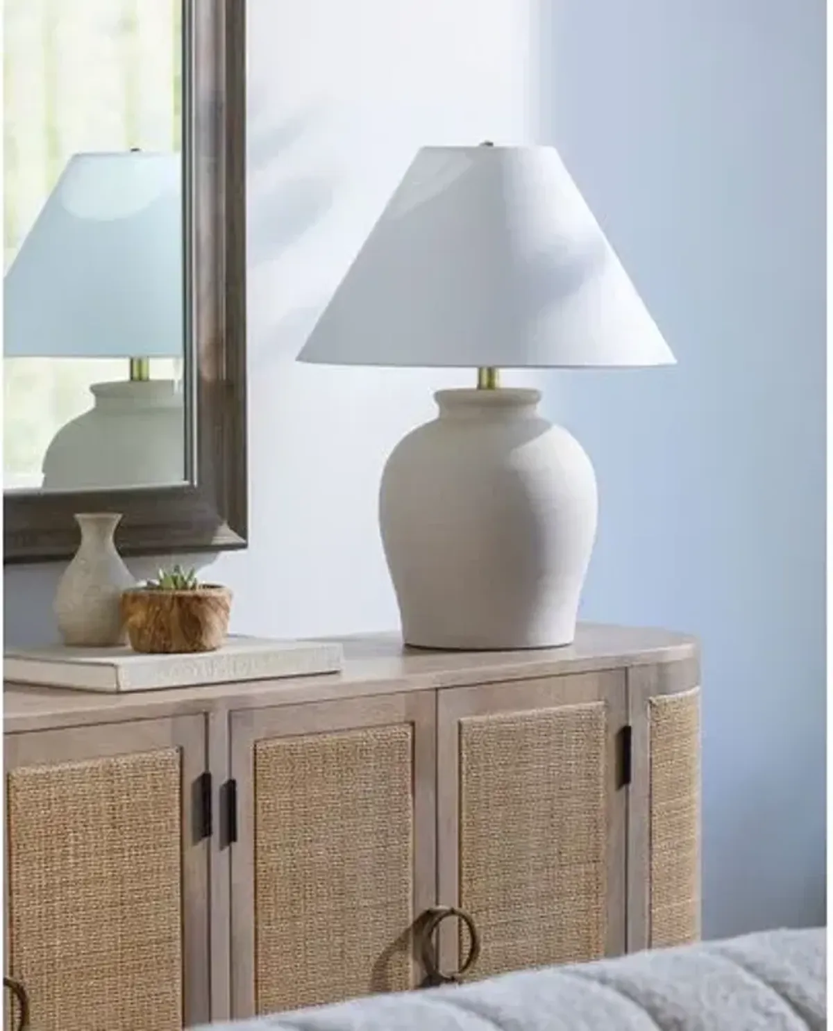 Loree Ceramic Table Lamp - Beige