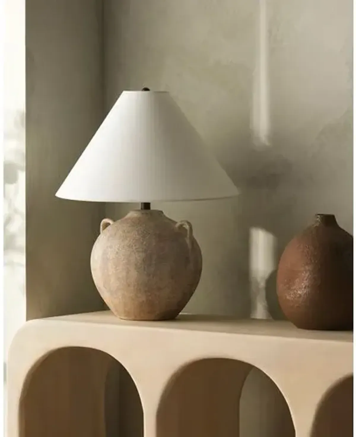 Dune Ceramic Jar Table Lamp - Gray