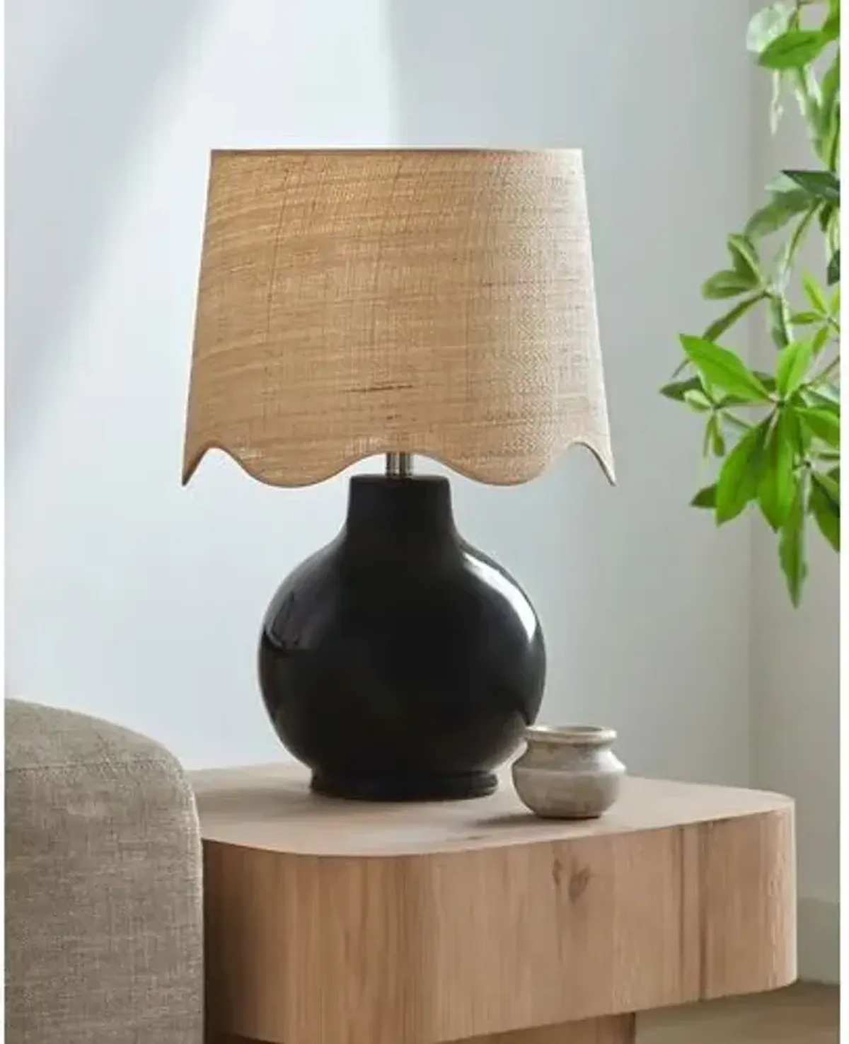 Joy Scallop Shade Table Lamp - Black