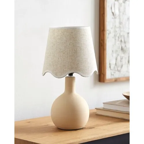 Noa Scallop Shade Table Lamp - White