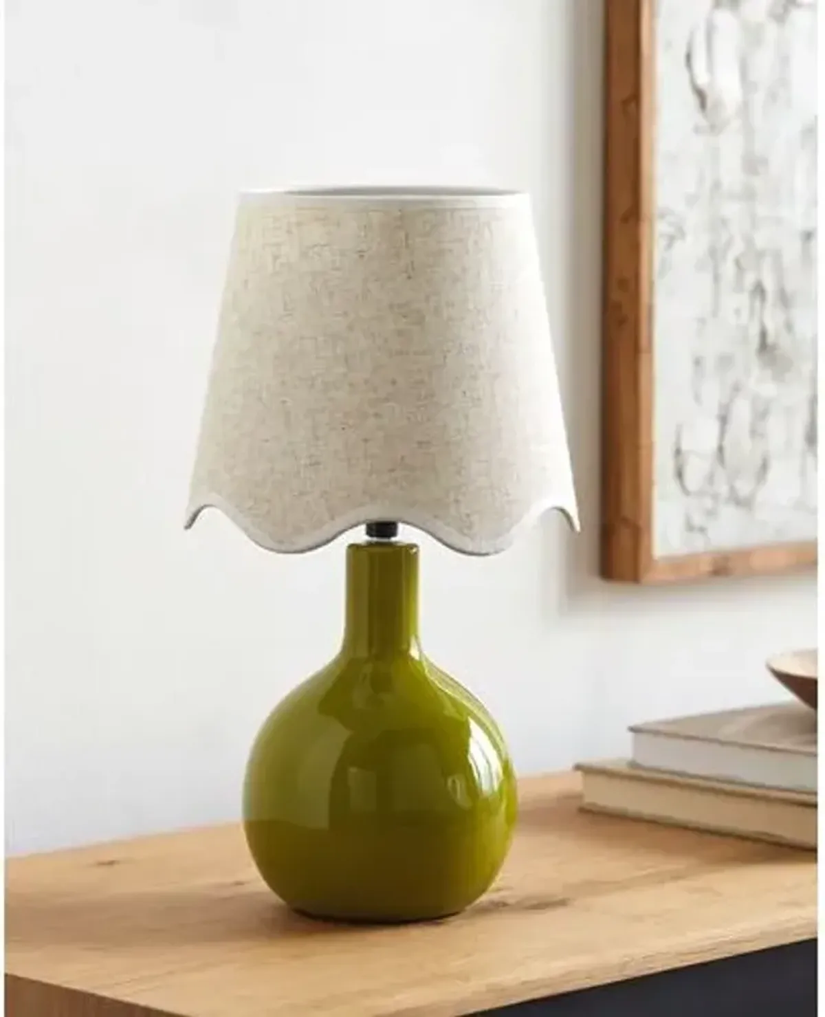 Noa Scallop Shade Table Lamp - Green