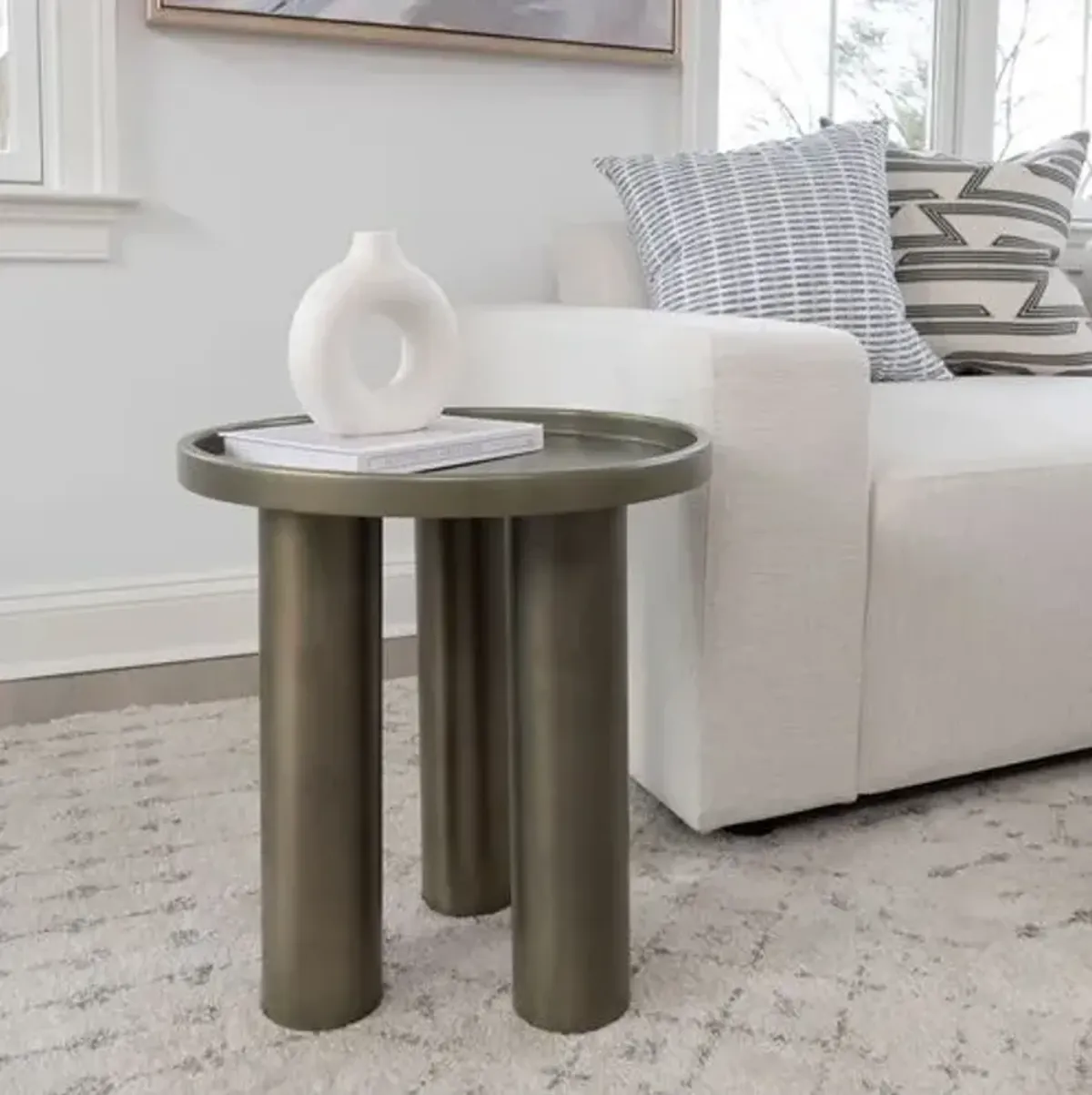 Starla Round End Table - Silver