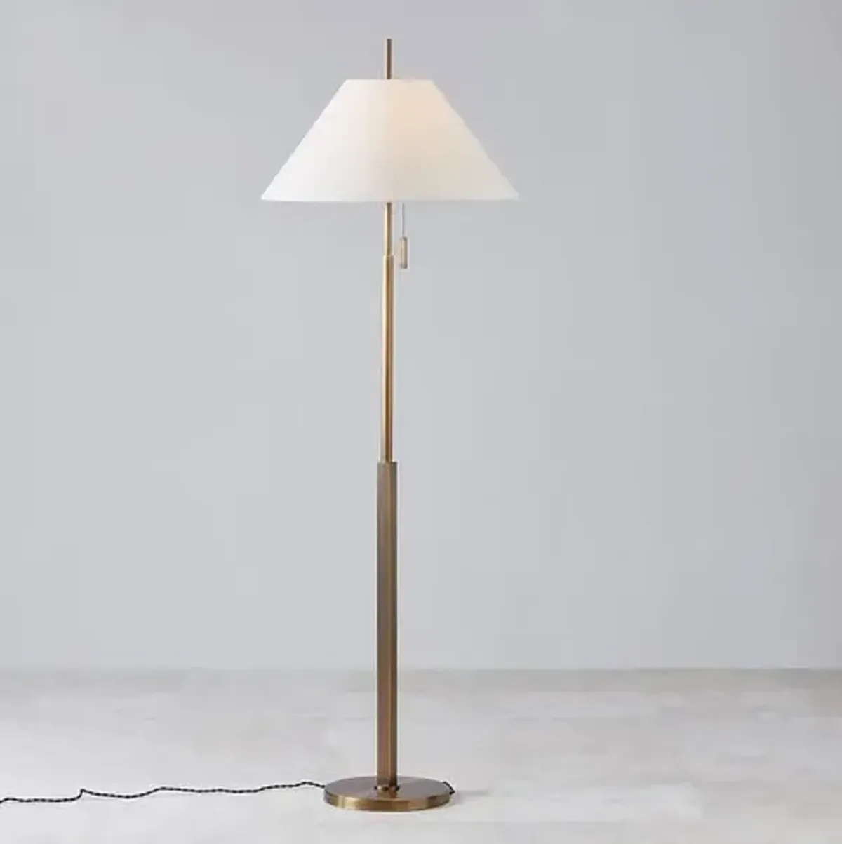 Clic Floor Lamp - Patina Brass