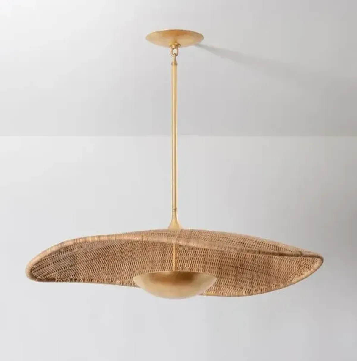 Briston Rattan Pendant - Natural/Vintage Gold Leaf