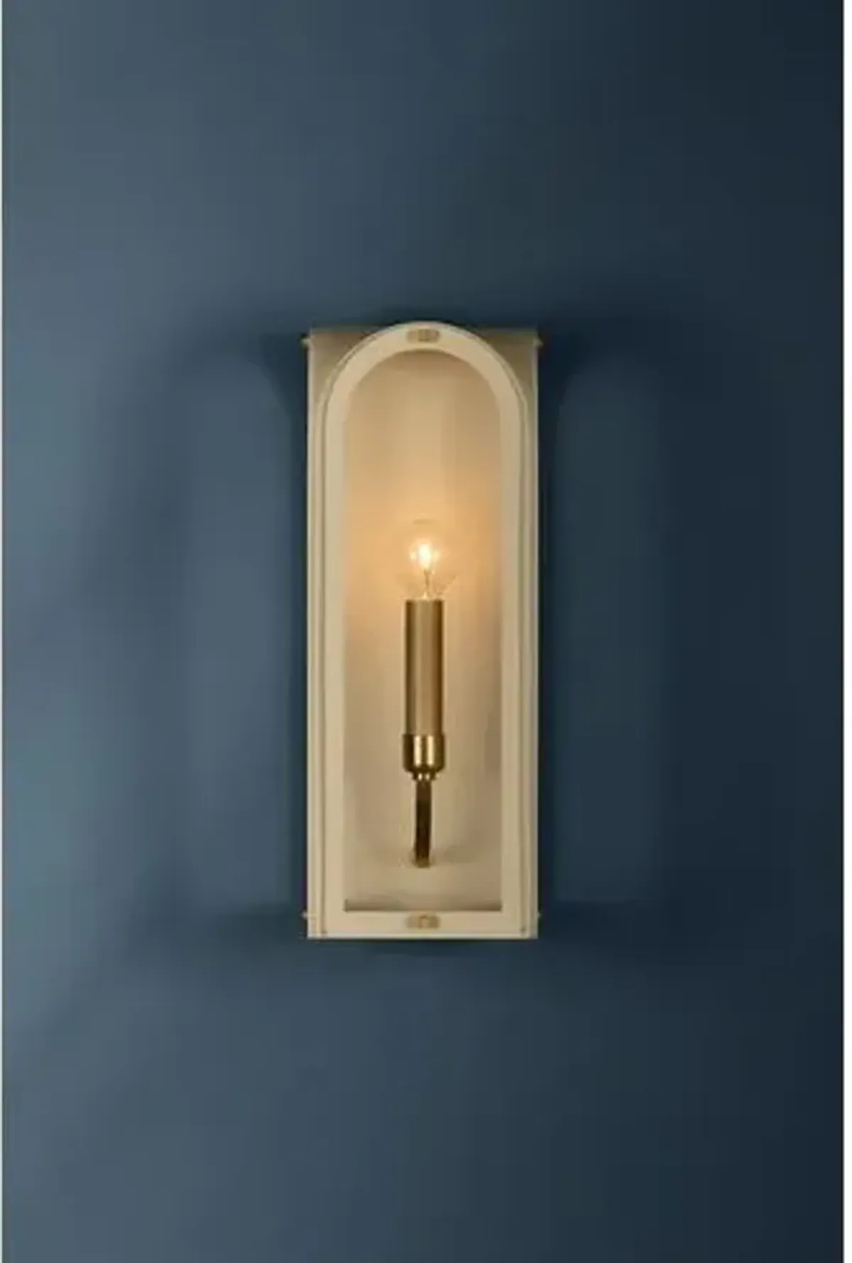 Marlowe 16" Wall Sconce - Vintage Gold Leaf/Soft Sand