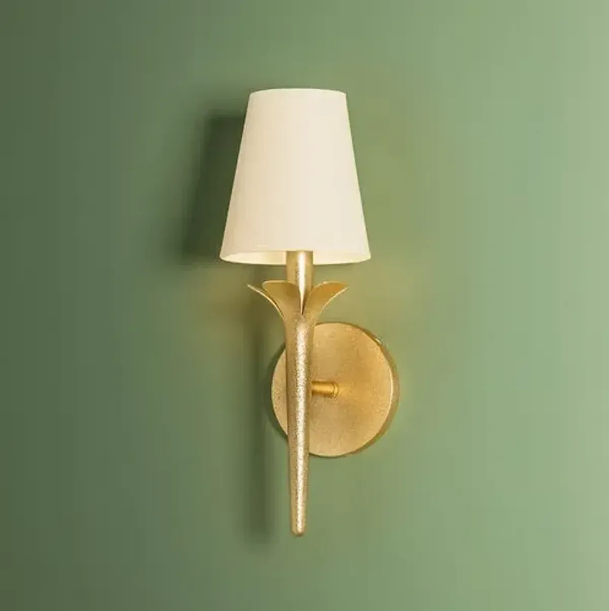 Remy 16" Wall Sconce - Gold Leaf