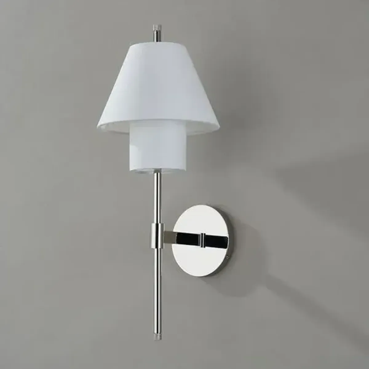 Glenmoore Wall Sconce - Silver