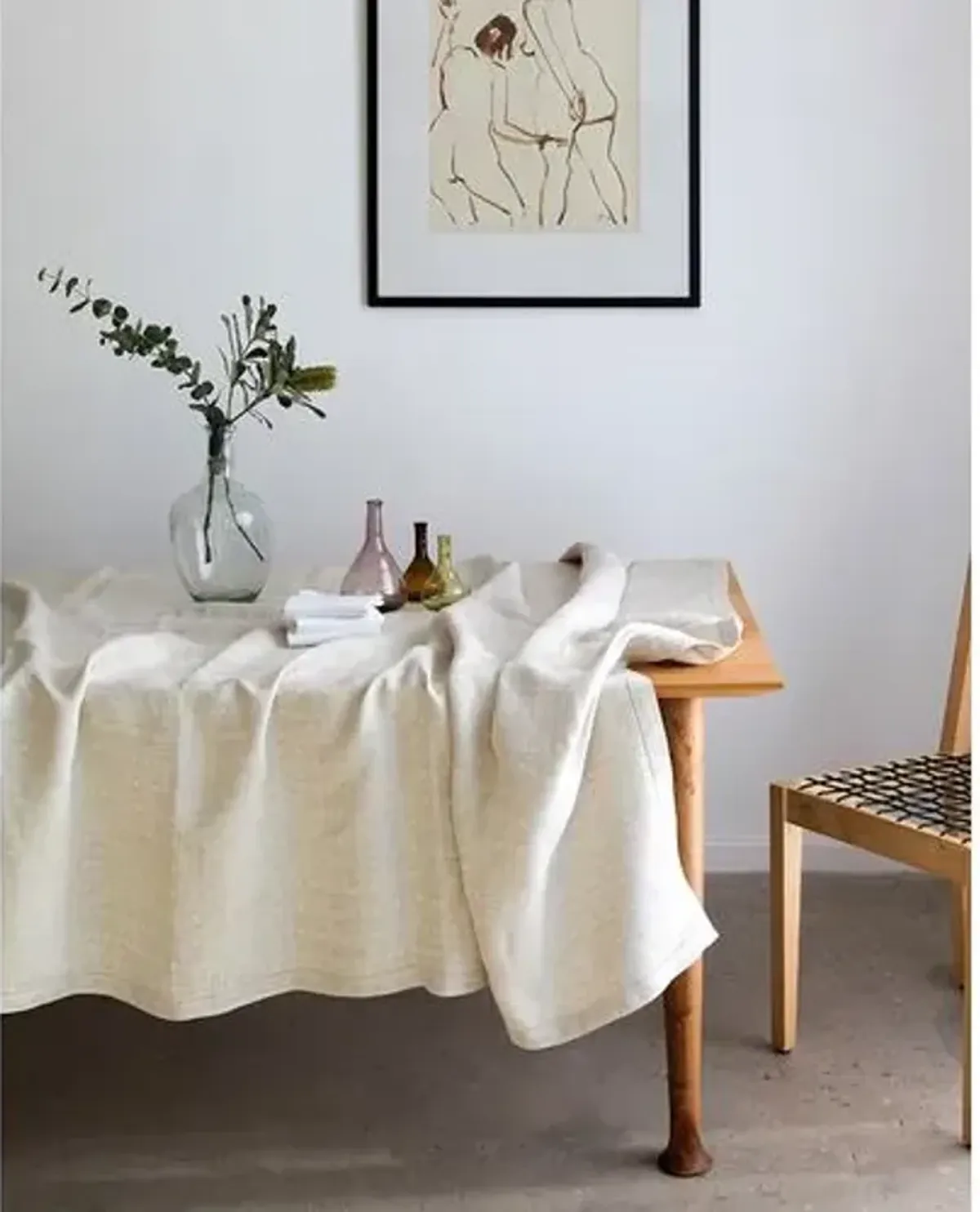 Mungo Cloverleaf Tablecloth - Linen - Powered by People - Ivory