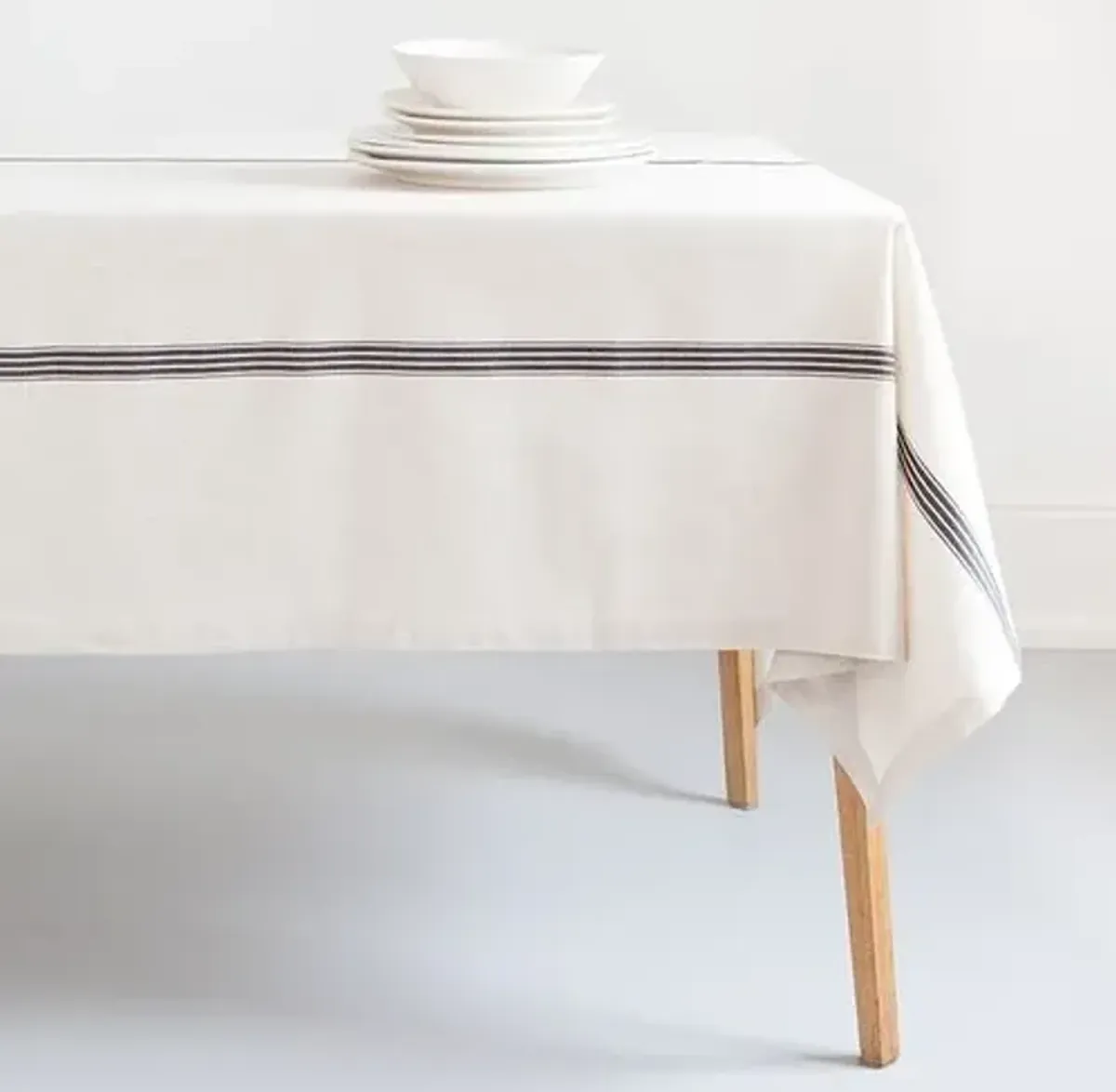 Mungo Provincial Tablecloth - Powered by People - Ivory