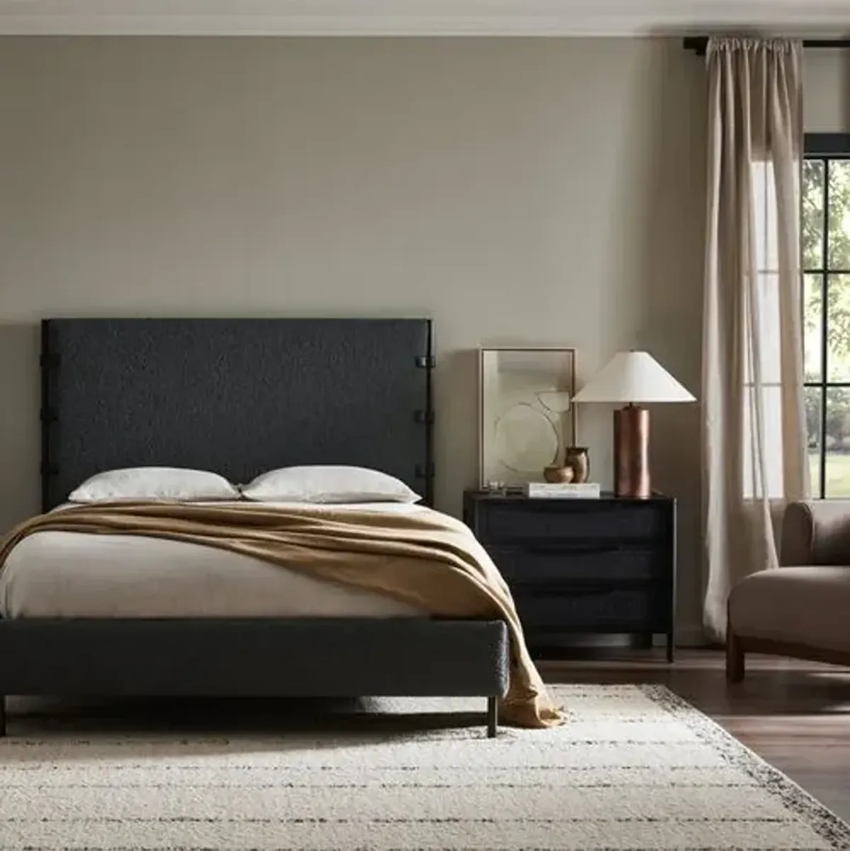 Winslow Boucle Bed - Gray