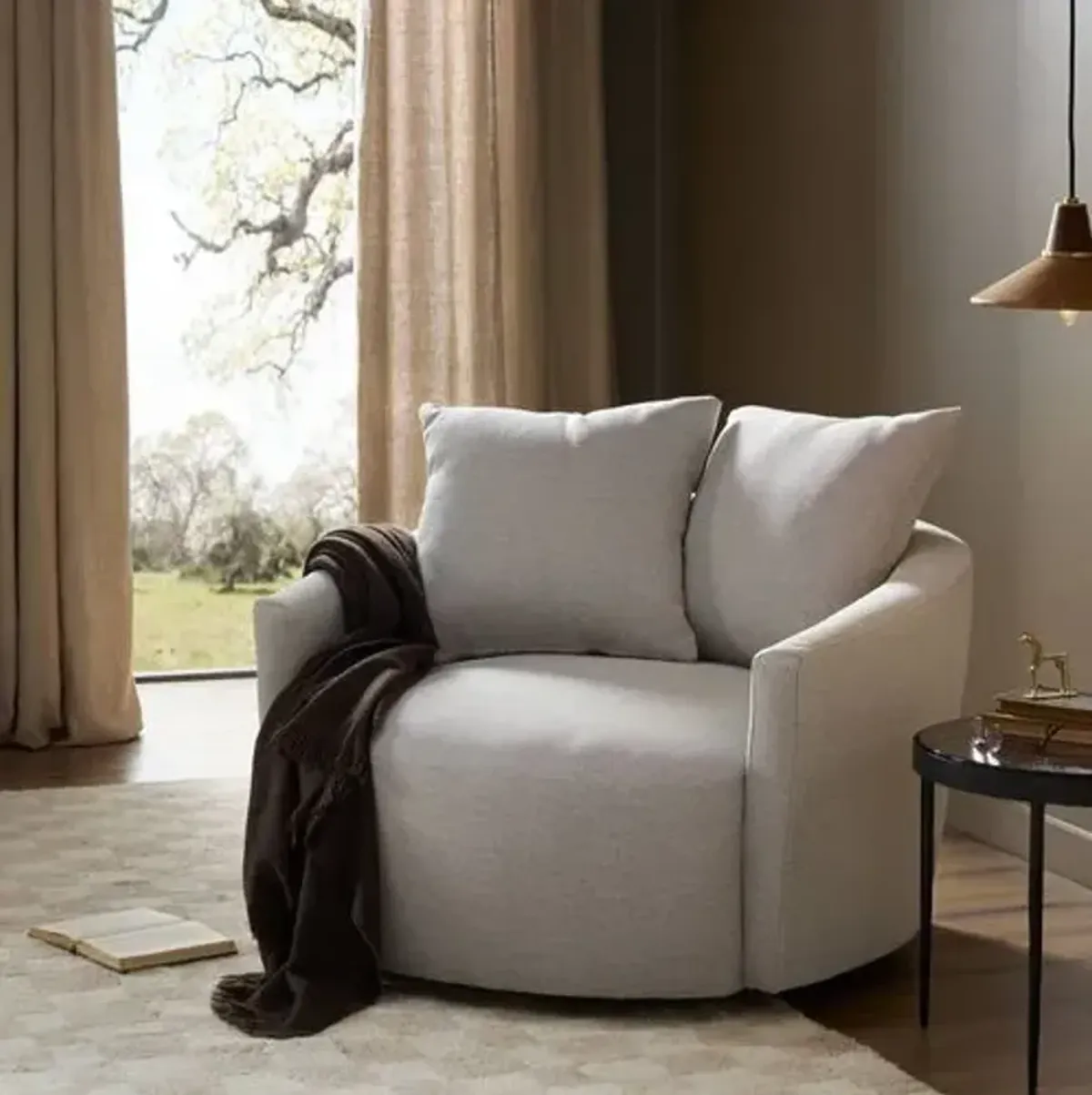 Stella Swivel Chair