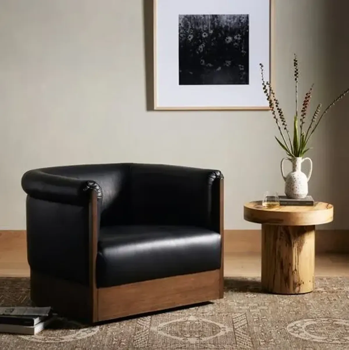 Shiloh Swivel Leather Chair - Heirloom Black