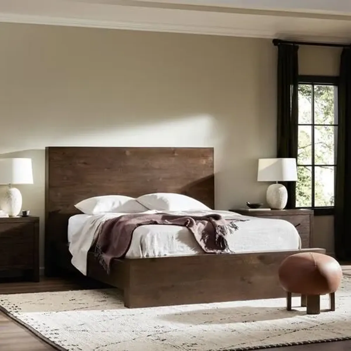 Hank Resawn Oak Bed - Umber - Brown