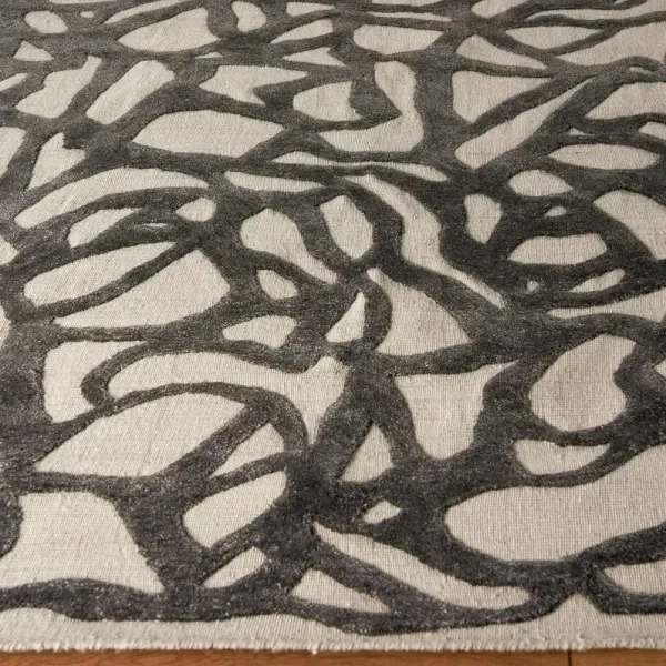 Goudy Handloomed Silk Rug