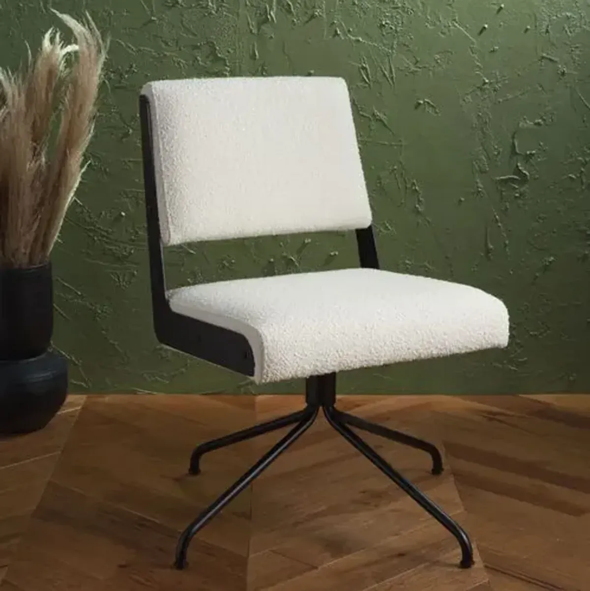 Wynn Boucle Swivel Office Chair - Ivory