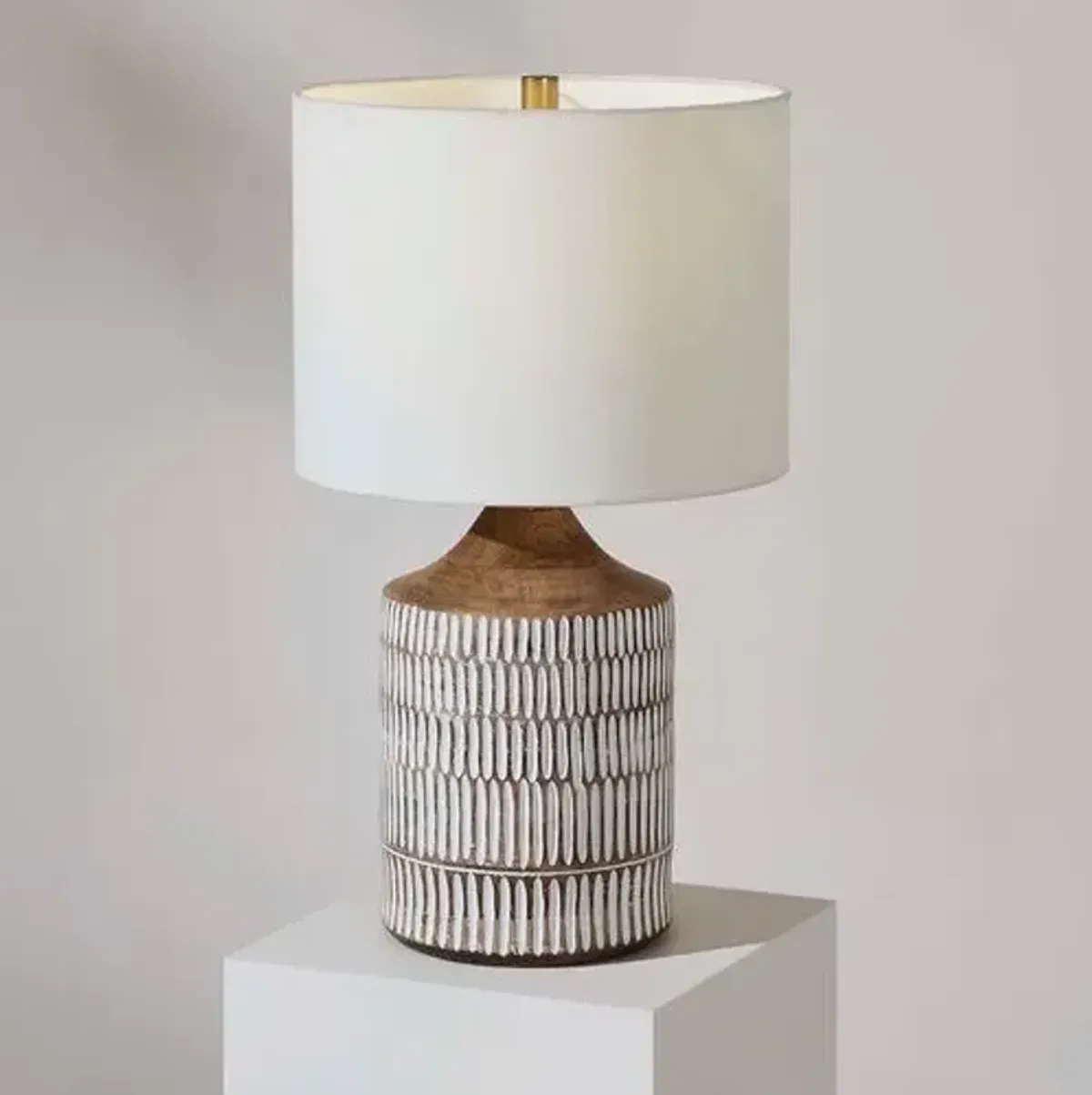 Kaida Mango Wood Table Lamp - Natural/White