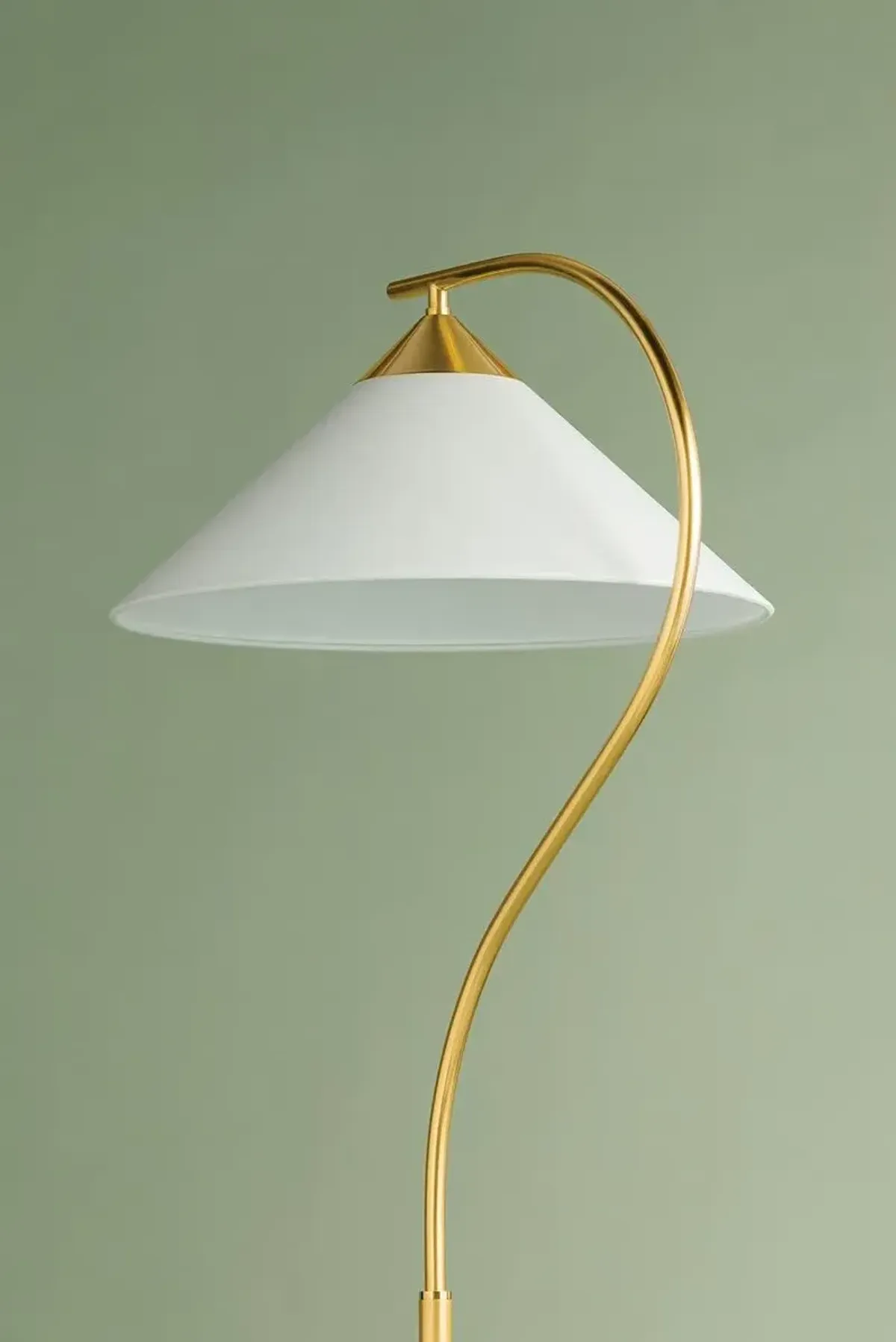 Pavo Carrara Marble Floor Lamp - White/Aged Brass