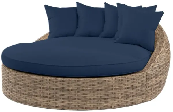 Naevia Outdoor Aluminum/Resin Wicker Round Daybed
