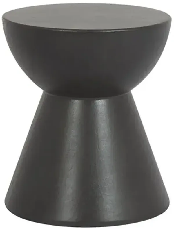 Kyros Indoor/Outdoor Round End Table - Gray