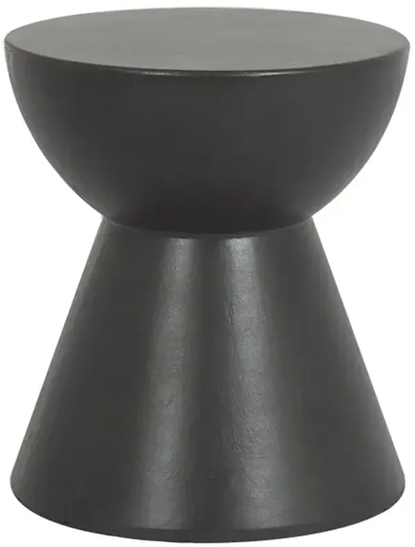 Kyros Indoor/Outdoor Round End Table