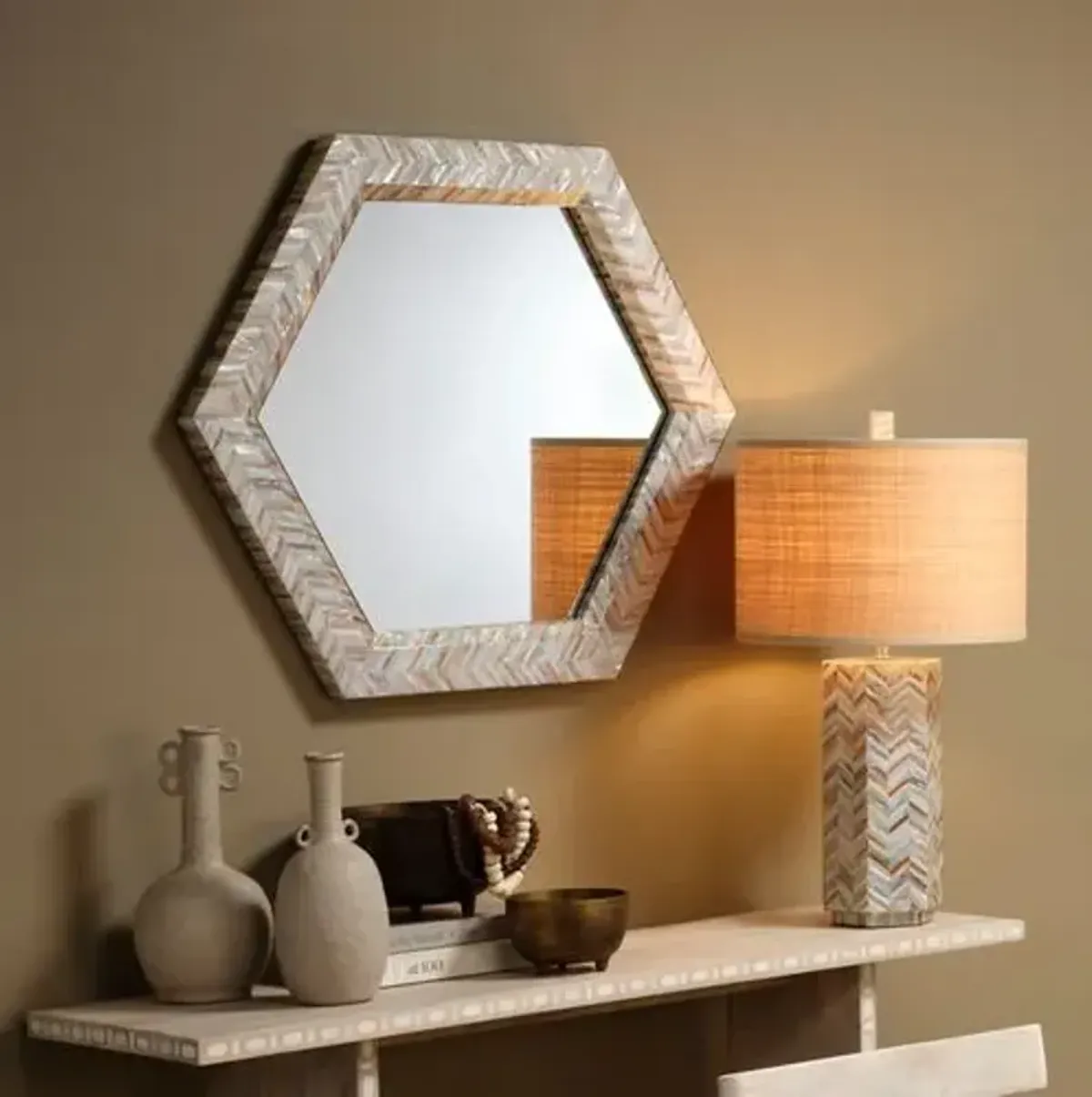 Lucille Mother of Pearl Table Lampcolor - Jamie Young Co. - Multi