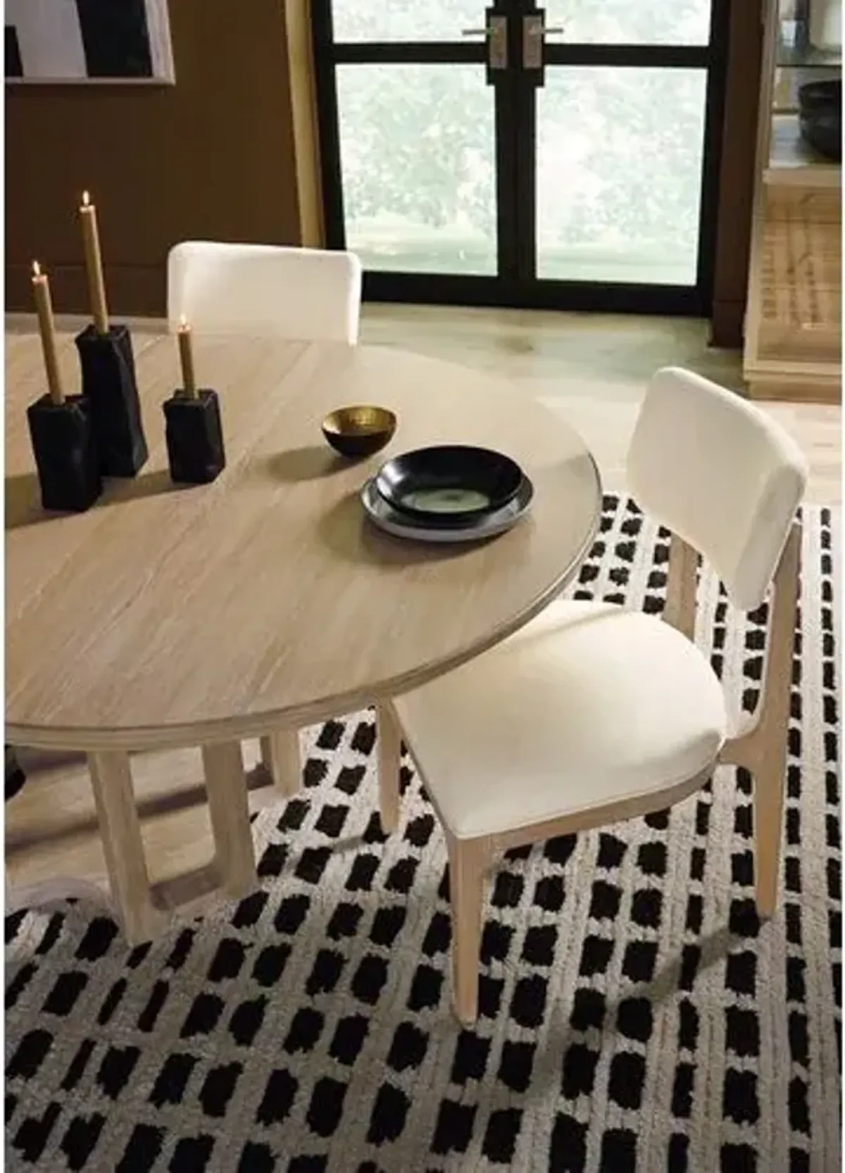 Banyon Bay Round Extension Dining Table - Desert Oak - Hooker Furniture