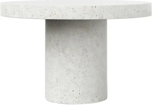 Elwood Indoor/Outdoor Round Concrete Dining Table