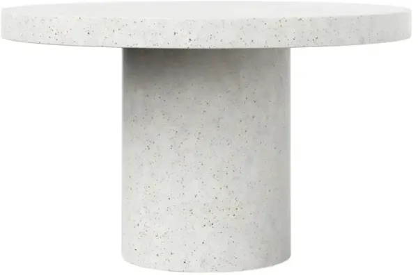 Elwood Indoor/Outdoor Round Concrete Dining Table