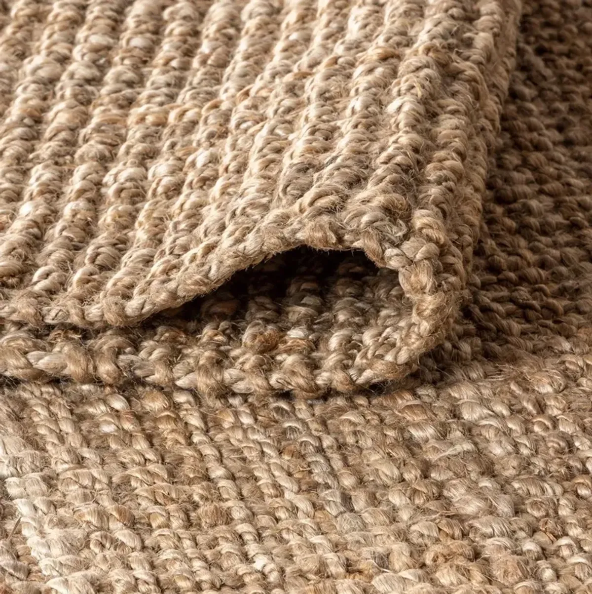 Fria Hand Woven Jute Rug