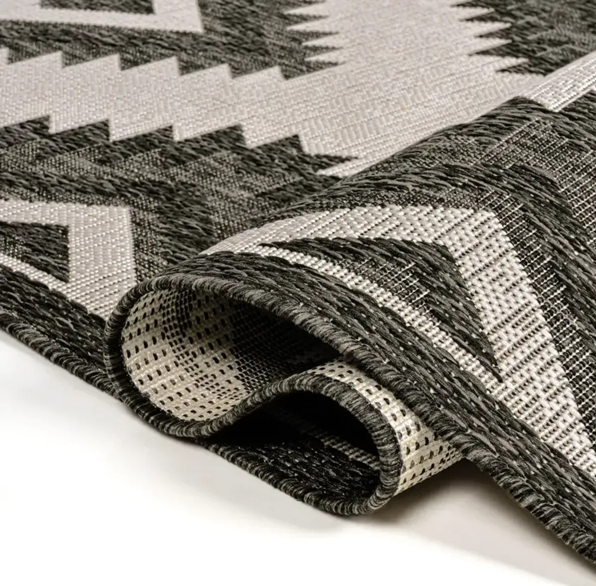 Elaris Moroccan Diamond Rug