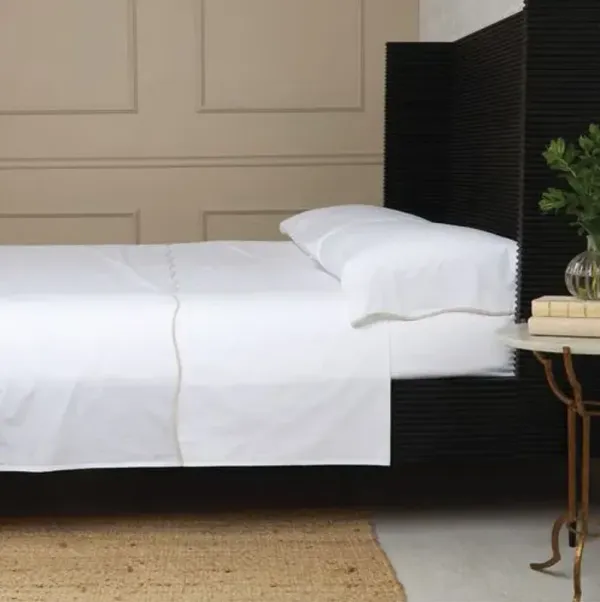 Skylar Cotton Percale Sheet Set - Pom Pom at Home - Beige, 300 Thread Count, Egyptian Cotton Sateen, Soft and Luxurious