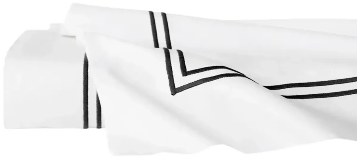 Grande Hotel Flat Sheet Collection