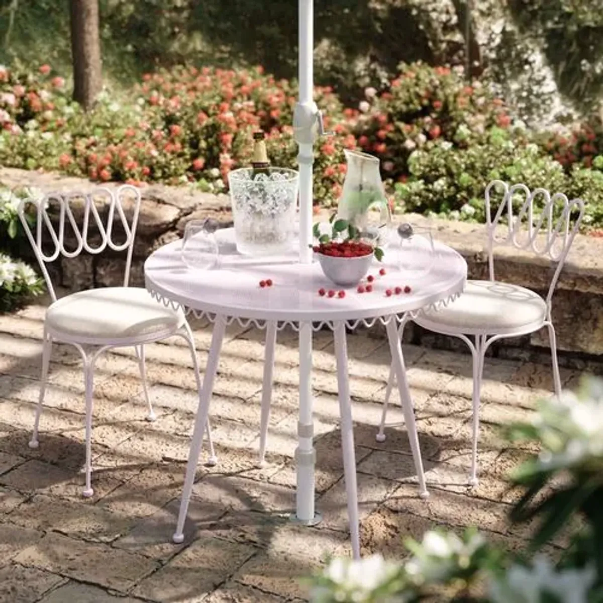 Elowis Outdoor Wrought Iron/Olefin Dining Chair - Pink