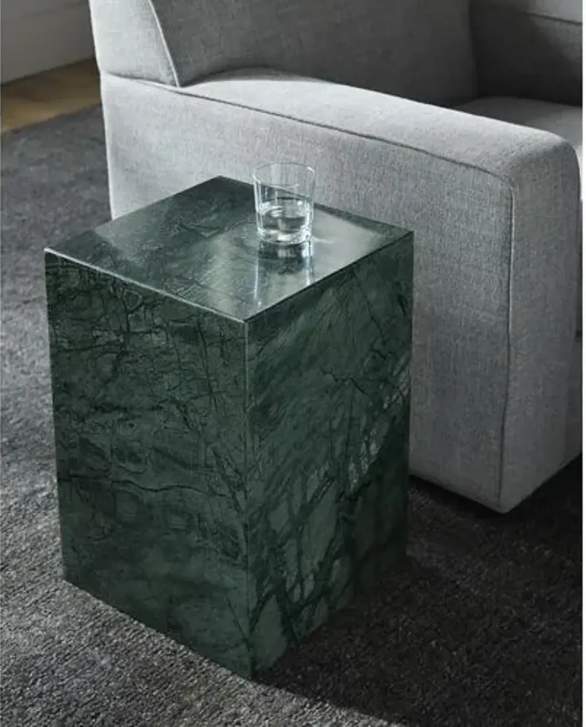 Novan 20" Marble End Table - Green