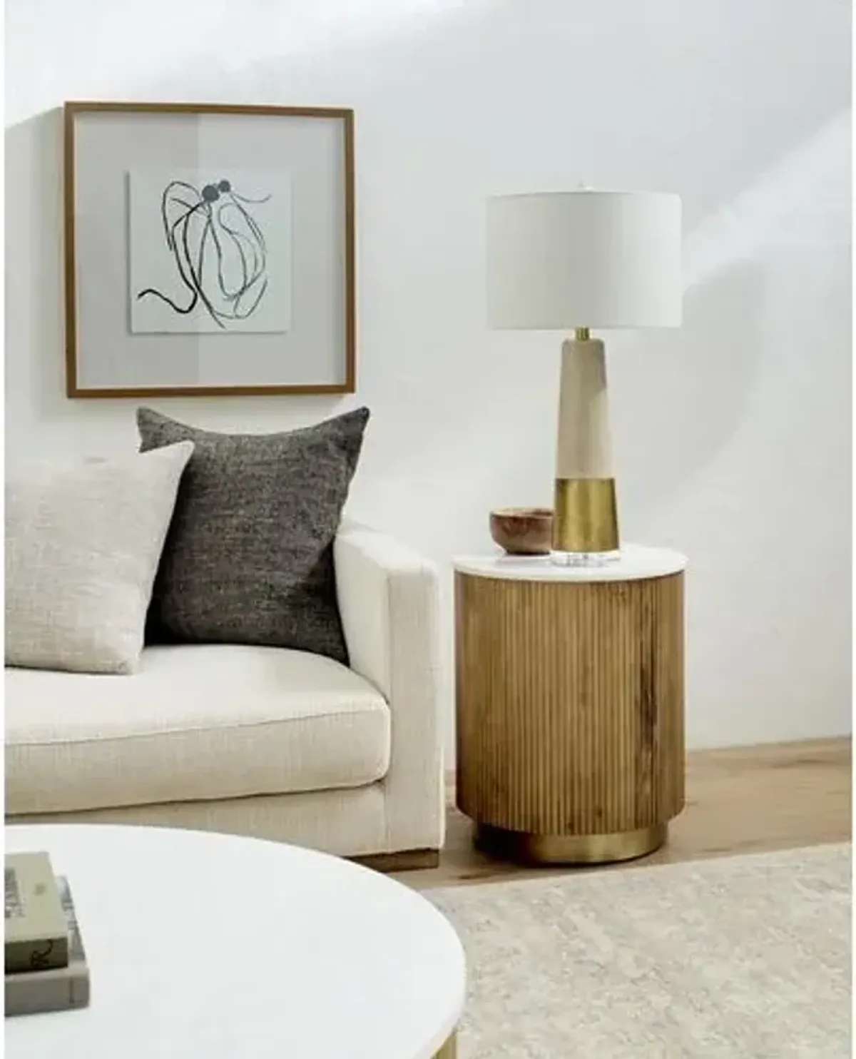 Ferrus 18" Round Marble Top End Table - White