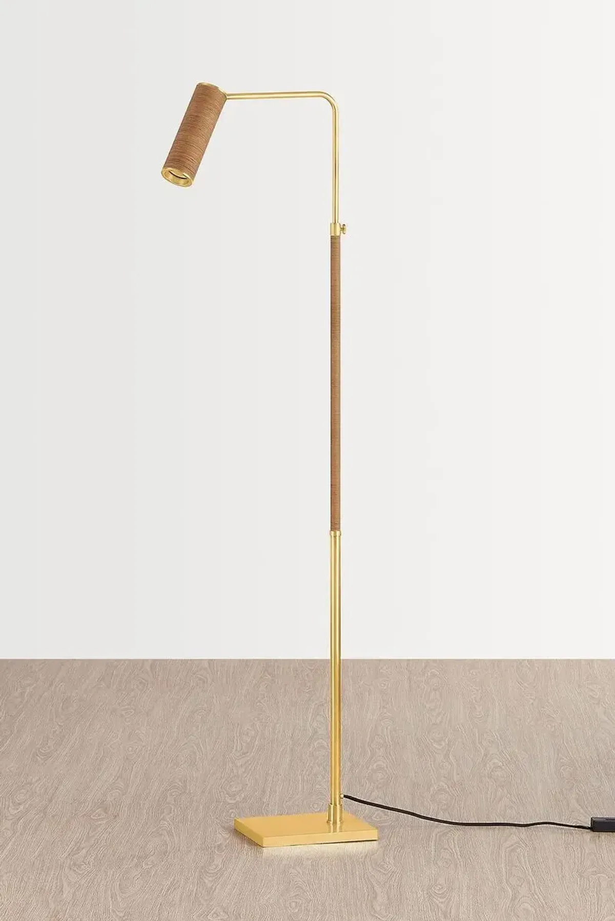 Jalenne Floor Lamp - Aged Brass/Natural Rattan